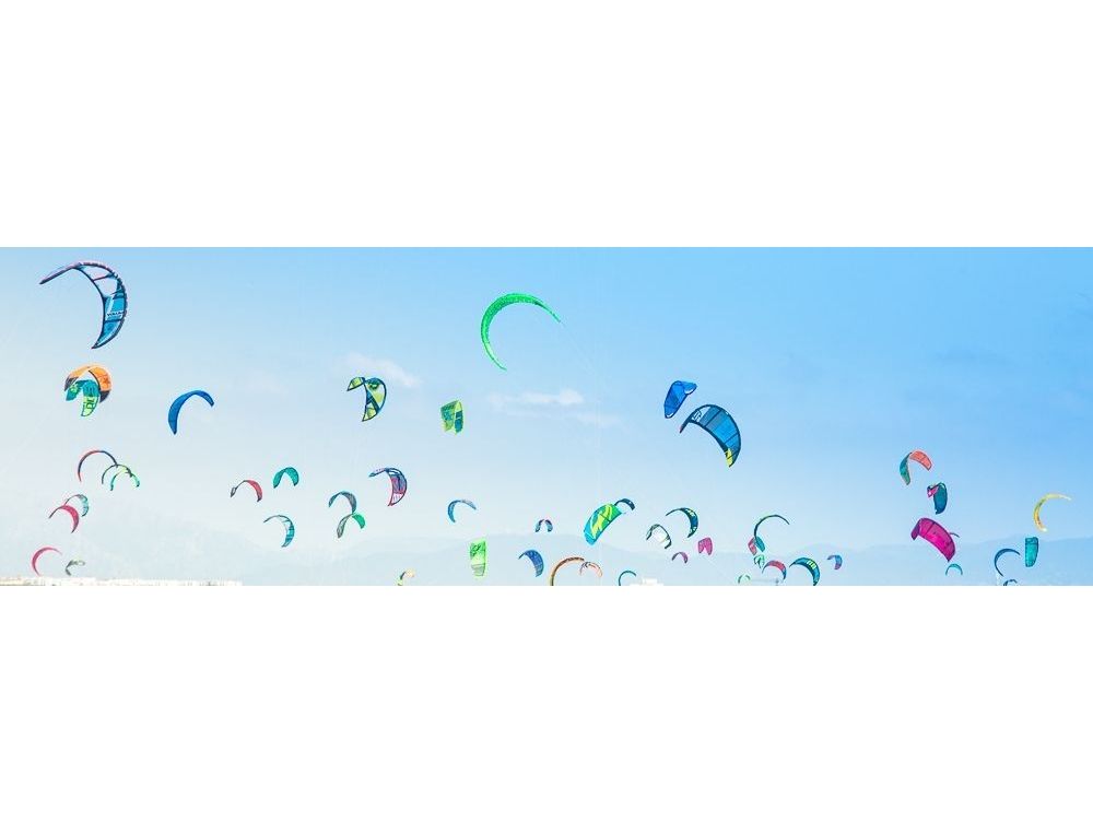 Horizontal Kiters