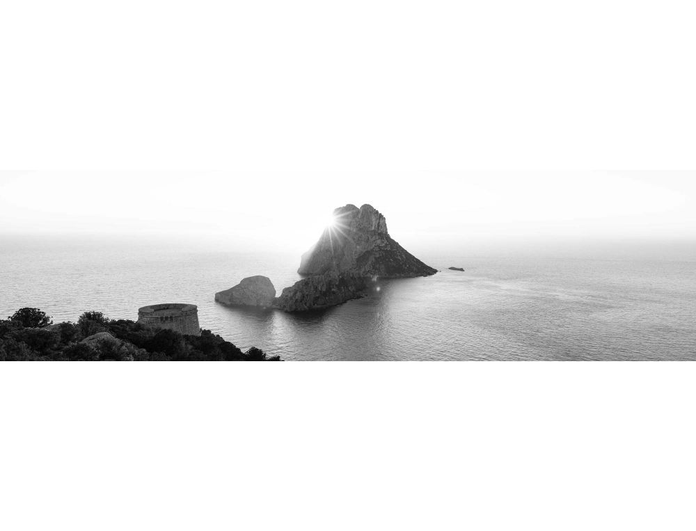 Es Vedra Black and white